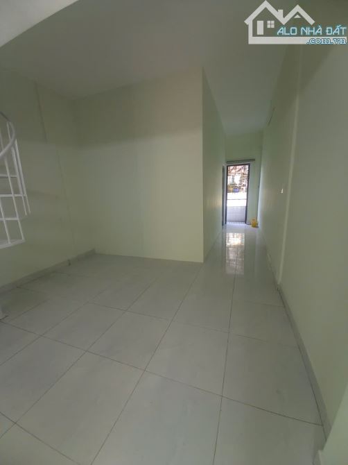 Chung cư Thị NGhè, XVNT, p19, Bình Thạnh: 50m2,1p ngủ,có gác lửng,7,5tr - 3