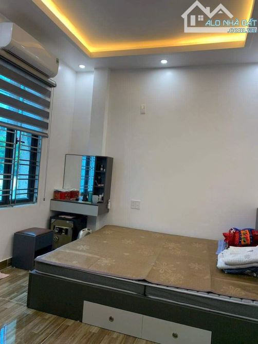 Bán nhà 3 tầng dân xây độc lập tại Đồng Hòa, Kiến An. Giá 2.35 tỷ - 4