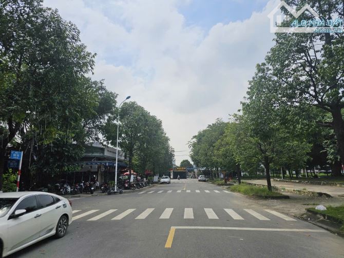 Đất gần Big C Go Dĩ An, 400m ngang 20m full thổ cư, xây tự do, 1585 Dĩ An Bình Dương - 6