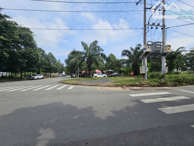 Đất gần Big C Go Dĩ An, 400m ngang 20m full thổ cư, xây tự do, 1585 Dĩ An Bình Dương - 7