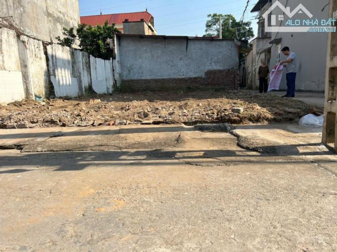 Bán đất Đông Anh, 72m2, mặt tiền 6m, full thổ cư, ô tô vào tận nơi, chỉ nhỉnh 4 tỷ