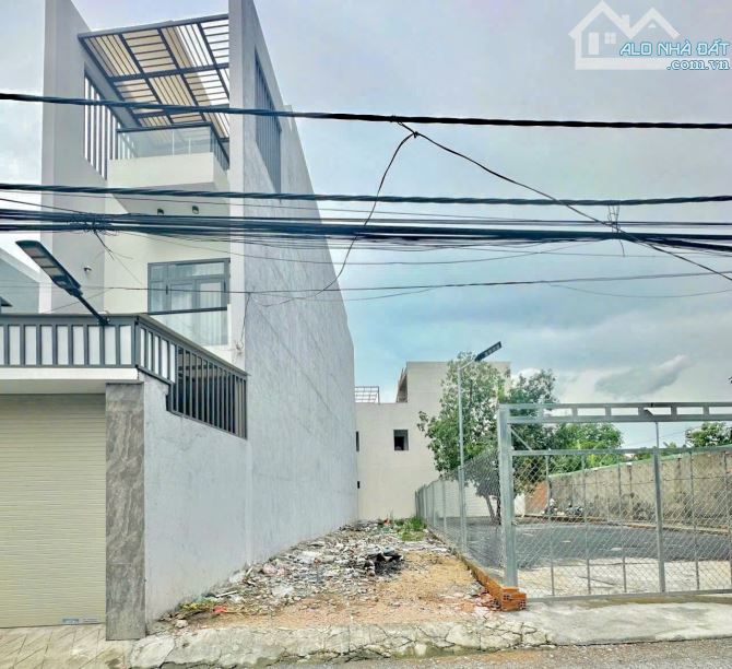 CÒN DUY NHẤT 1 LÔ ĐẤT P.HIỆP HOÀ, 90.6M2 MẶT TIỀN KINH DOANH THỔ CƯ, SỔ RIÊNG, SÁT AOEN M