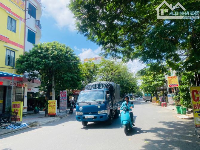 Bán lô đất Mặt Tiền Đàm Văn Lễ 10m5- Bên hông bến xe Trung Tâm Đà Nẵng