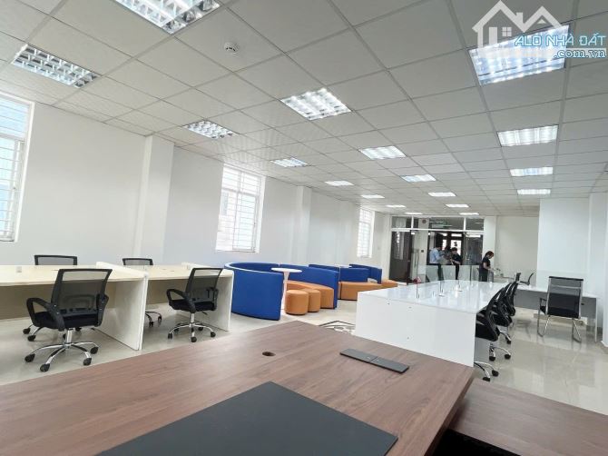 Sale khủng - VP quận 3 - Nguyễn Thị Minh Khai -150m2