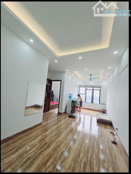 Chung cư Kiến Hưng, Hà Đông 70m2, 2 ngủ, 2wc, nội thất đẹp ở ngay Sổ hồng 3.1 tỷ - 1