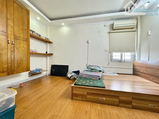 Bán Nhà Mặt Ngõ Chùa Bộc 42m2, 5 Tầng. Oto tránh. Hai Thoáng. 12.5 Tỷ - 1