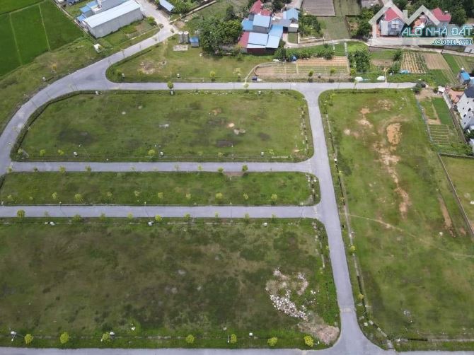 Bán lô 6m MT đất khu dân cư cạnh nút giao Yên Bình - 2