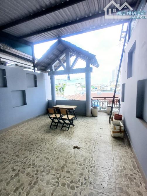 q7- 🏡 xe hơi đến nhà - 4 tầng - hoàn công chuẩn - vị trí đẹp - hẻm xe hơi thông thoáng - 2