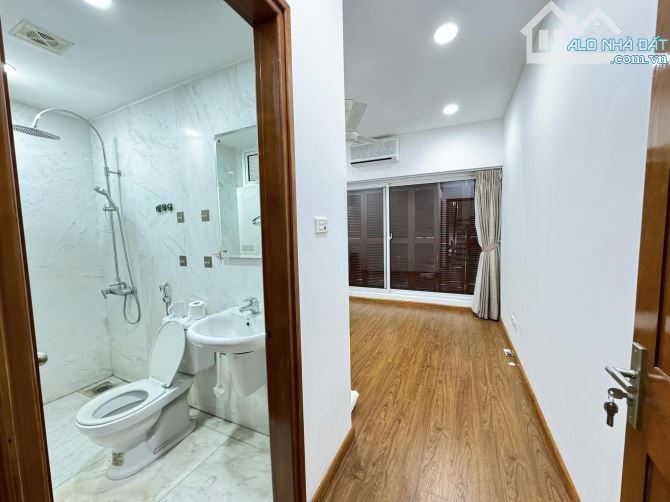 Nhà đẹp Đào Tấn,80m2, 5 tầng, mt 4.1m, Ôtô tránh, Ôtô vào nhà, Ô chờ thang máy, ngõ  thông - 2