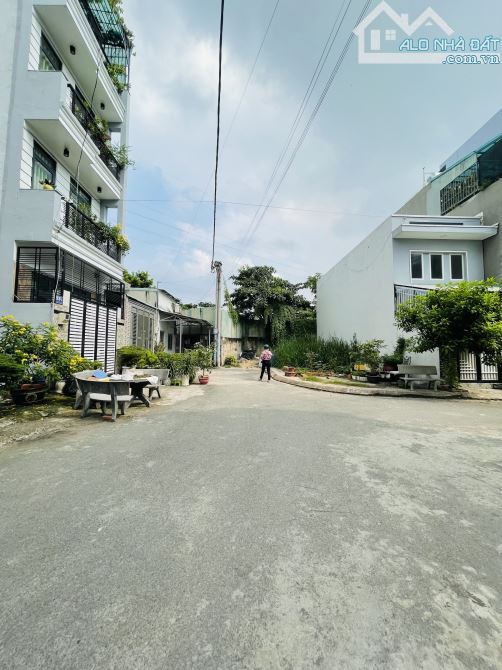 Đất đẹp full thổ 58m2 KDC dân trí gần ngã tư Thủ Đức- Ga metro được xây cao - 2