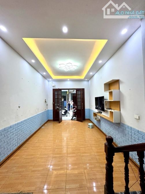Bán nhà Tam Trinh phân lô vỉa hè, oto vào nhà, kinh doanh đỉnh, 35m2 x 4 tầng, giá 8.1 tỷ - 2