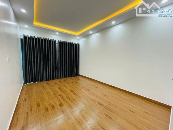 Bán nhà Phùng Chí Kiên, Cầu Giấy - 42m2 - 7 tỷ - oto đỗ gần - ngõ nông - 2
