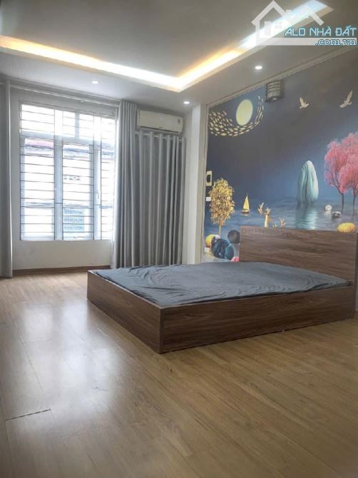 Bán nhà Lĩnh Nam, vị trí đẹp, mặt ngõ thông kinh doanh, dân xây chắc chắc, 28m2 giá 5.3 tỷ - 2