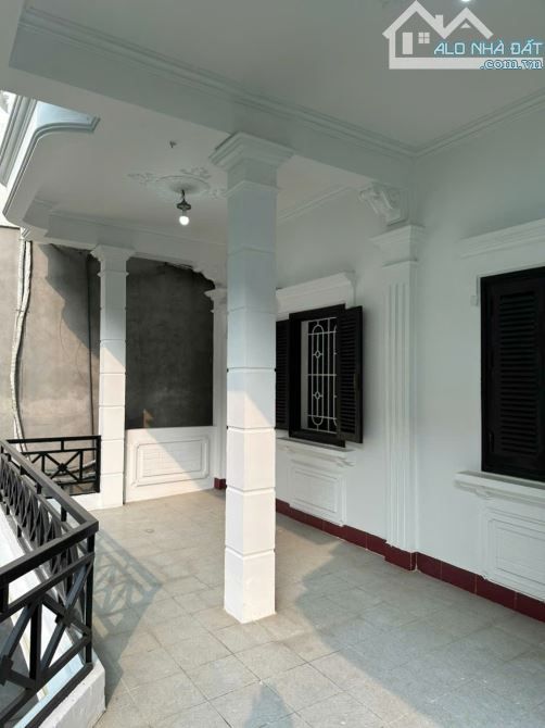 Bán căn villa 102, ngõ 381 Đường Nguyễn Khang, Cầu Giấy, Hà Nội. DT 120 m2, MT 7m, - 29