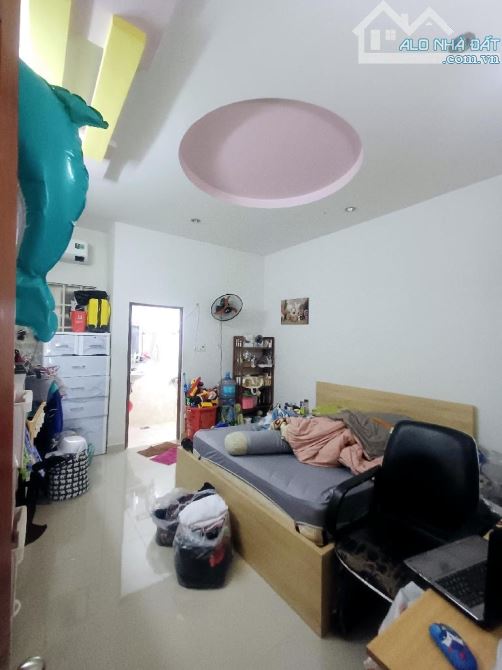 q7- 🏡 xe hơi đến nhà - 4 tầng - hoàn công chuẩn - vị trí đẹp - hẻm xe hơi thông thoáng - 3