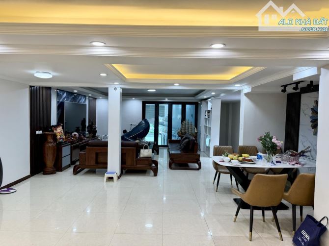 CHO THUÊ NHÀ MẶT PHỐ NGÔ GIA TỰ, LONG BIÊN – DIỆN TÍCH 120M2, 5 TẦNG – GIÁ 35 TRIỆU/THÁNG - 3