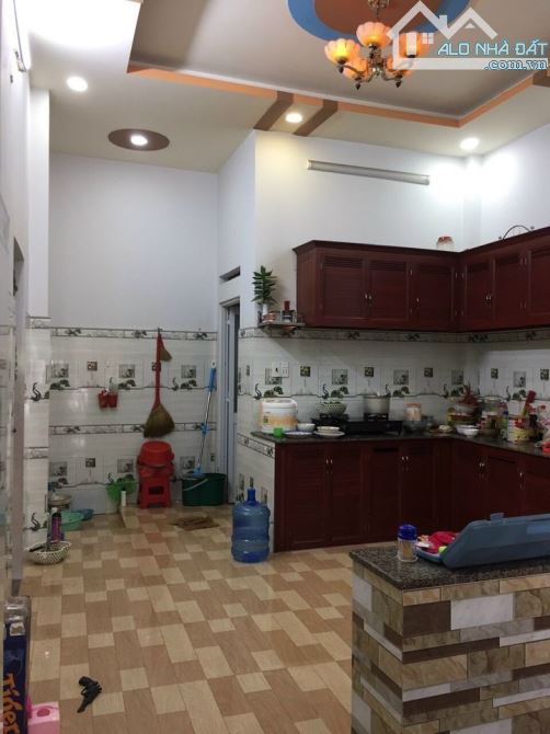 Cần tiền bán nhà 80m2 tại đường Phan Văn Hớn, xã Xuân Thới Thượng, Hóc Môn giá 1 tỷ 3 - 3