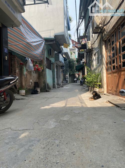 BÁN NHÀ LĨNH NAM 30M*5T*MT5M CHÀO 5,2 TỶ. 10M RA Ô TÔ, NGÕ THÔNG GIÁP PHỐ. - 4