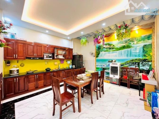 Bán nhà Giáp Bát, gara ô tô, lô góc, mặt tiền 5m, view hồ mát mẻ quanh năm,47m2, hơn 9Tỷ - 4