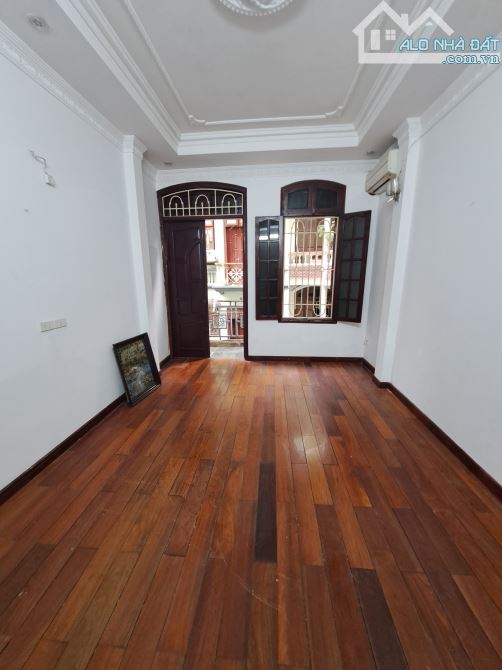 Nhà ngõ 31 phố Trần Quốc Hoàn. DT 60m2 x 5 tầng ngõ rộng làm Văn phòng, lớp học, Kd online - 5