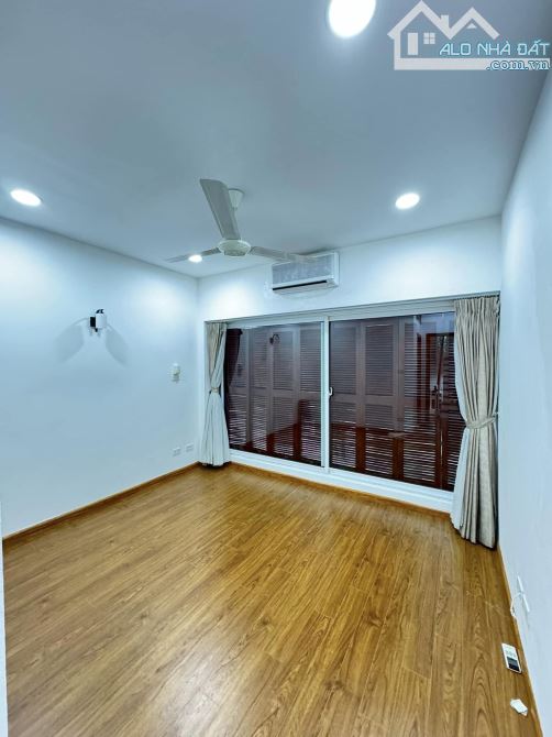 Nhà đẹp Đào Tấn,80m2, 5 tầng, mt 4.1m, Ôtô tránh, Ôtô vào nhà, Ô chờ thang máy, ngõ  thông - 5