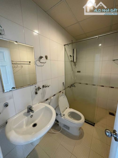 Cho thuê C.c Khánh Hội 3 - 80m2 2pn2wc - Full nội thất - 6