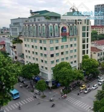 CẦN CHUYỂN NHƯỢNG TÒA BUILDING NGÃ TƯ MẶT PHỐ HAI BÀ TRƯNG MP BÀ TRIỆU LÔ GÓC 2 MẶT PHỐ