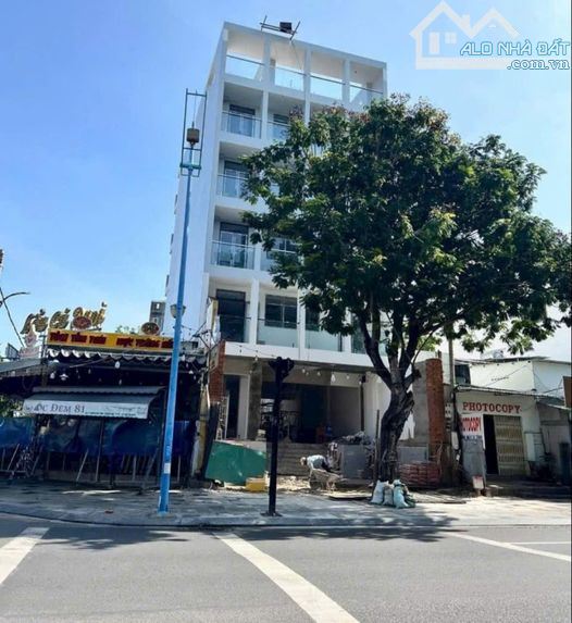 CHO THUÊ TÒA NHÀ MẶT TIỀN HOÀNG HOA THÁM (Ngang 9,5m x Dài 22m) - 1 TRỆT 6 LẦU, VIEW BIỂN