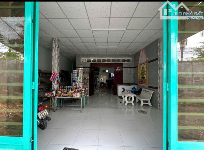 Chuyển Định Cư Bán nhanh Căn nhà Lộc Trát Gia Lộc 580triệu Sổ Hồng Riêng 277m2 bao Phí
