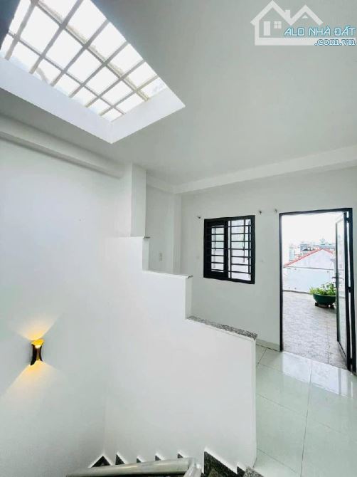 Bán nhà Nguyễn Thị Tần, quận 8, 45m2, ngang 3,5m, vào ở ngay, sổ riêng, giá cực tốt