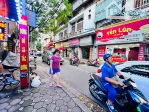 Mặt Phố Doãn Kế Thiện, Trung tâm Cầu Giấy  Dt 85.6 m2 x 4 tầng, mt 3.6 m   Giá 20 tỷ
