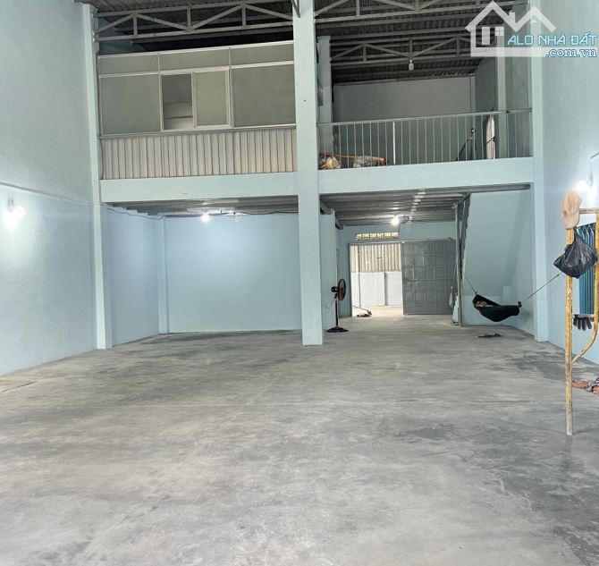 Cho thuê kho xưởng điện 3 pha 250m2 đường Quốc lộ 22