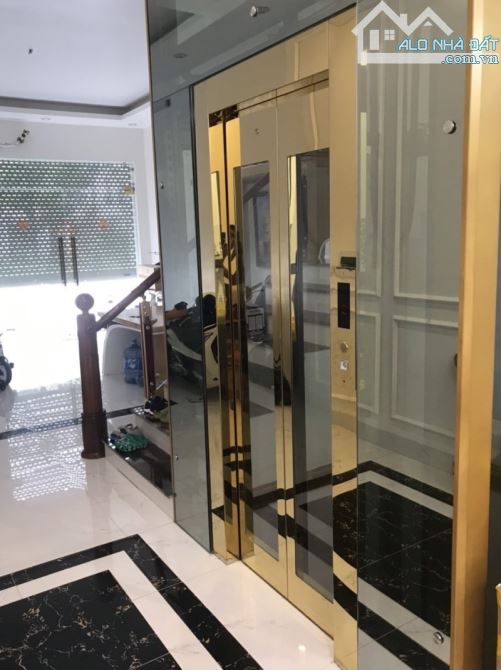 Bán gấp  KĐT LouisCity ĐẠI MỖ, NAM TỪ LIÊM 100m, 5 tầng, Mt 5m, Thanh máy,  20 tỷ