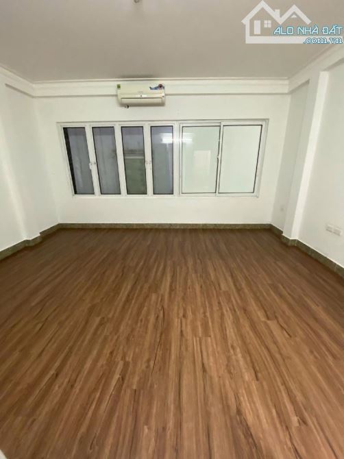 Bán gấp nhà Ngõ Chợ Khâm Thiên - Đống Đa S47.6m2 6tầng 4 ngủ 5.5tỷ