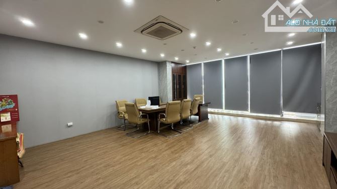 Building mặt phố Xã Đàn, 131m2,7 tầng, mặt tiền 12m, Vỉa hè, thang máy, dòng tiền 280tr/th - 2