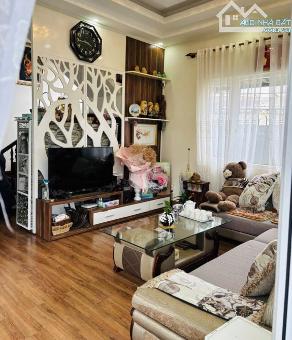 Hạ giá bán nhà khu nghỉ dưỡng cách Hồ Xuân Hương chỉ 500m Yersin Đà Lạt 200m² chỉ 13.5 tỷ - 2