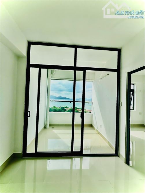 Căn hộ view biển 3PN Napoleon vị trí độc tôn giá rẻ nhất thị trường Nha Trang chỉ 1tỷ570 - 2