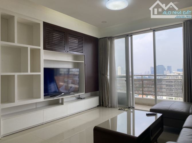 Bán gấp giá rẻ 11,6 tỷ căn hộ Riverpark Residence 123m2, view công viên, nhìn Quận 1 - 2