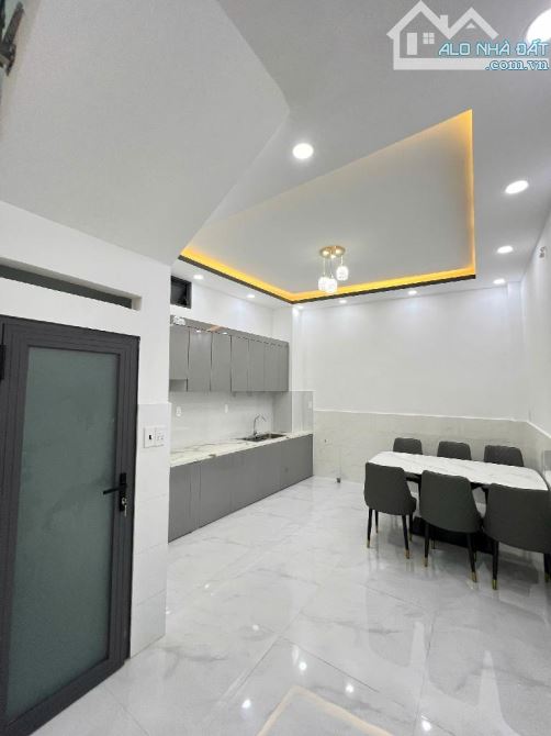 Chỉ 100tr/m Có Nhà 68m2 Nguyễn Thị Tần Q8 Ngang 5,6m SHR Hoàn Công Đủ Tặng Full Nội Thất - 2