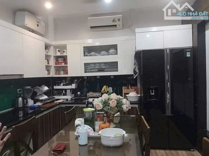 CHÍNH CHỦ GỬI BÁN NHÀ 3 TẦNG LÔ GÓC – GIÁ RẺ NHẤT KHU VỰC Thị Trấn Quang Minh Mê Linh - 2