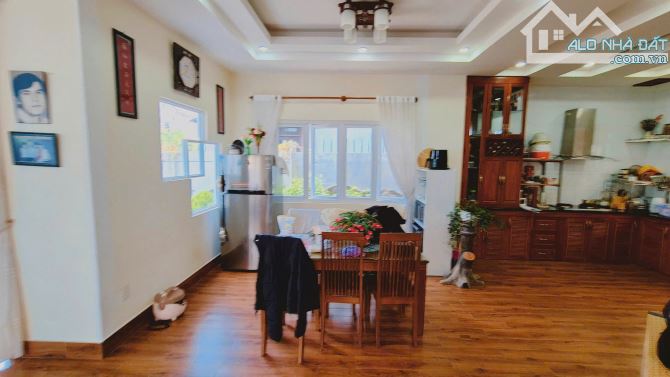 Hạ giá bán nhà khu nghỉ dưỡng cách Hồ Xuân Hương chỉ 500m Yersin Đà Lạt 200m² chỉ 13.5 tỷ - 3