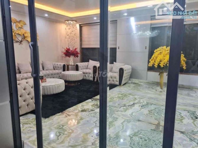 khu biệt thự VIP Nguyễn Gia Trí - DT: 7x19m - xây dựng hầm 2 lầu - Giá 25 Tỷ - 4