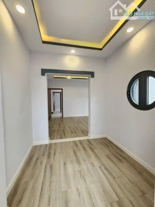 Bán nhà 1 trệt 2 lầu 68,5m2 4Tỷ5 TL, gần Vincom Dĩ An, nhà hoàn công, p.Tân Đông Hiệp - 9