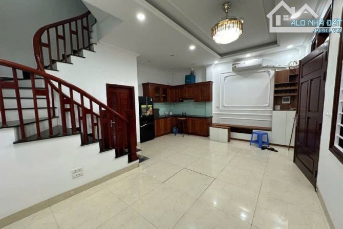 HIẾM BỒ ĐỀ LÔ GÓC FULL ĐỒ - NGÕ NÔNG – 30M2