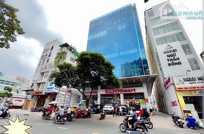 Hàng Hiếm! Building  10 lầu Cao Thắng - 3 Tháng 2, ngang 30×15 m, đang cho thuê 700tr/th.