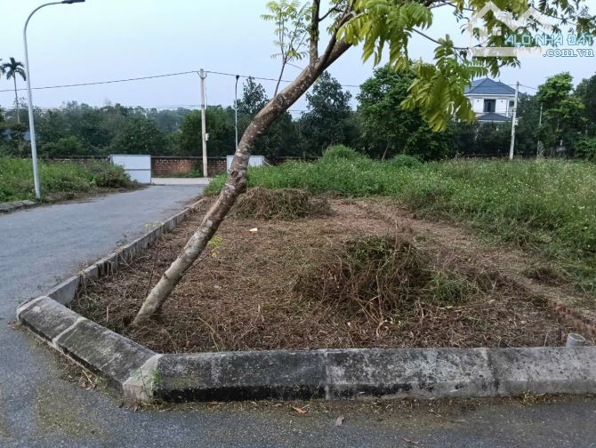 64m2 lô góc 2 mặt tiền, cạnh trục hồ tây ba vì resort làng mít giáp trục chính nhỉnh 1ty