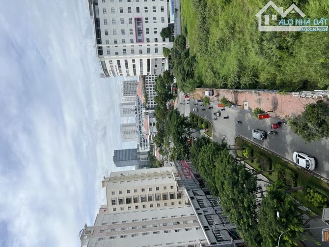 Bán Tòa nhà góc 2 mặt tiền 82 Tân Mỹ Q7, 8 tầng, doanh thu 400tr/tháng, view LANDMARD 81. - 1