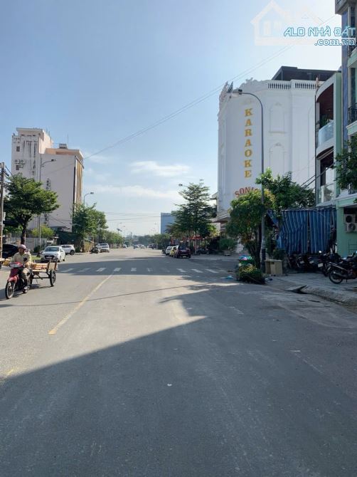 Bán nhà 3 tầng  MT đường 10m5 Phùng Hưng, Hoà Minh, Liên chiểu- Giá rẻ 5,9 tỷ/105m2 - 1