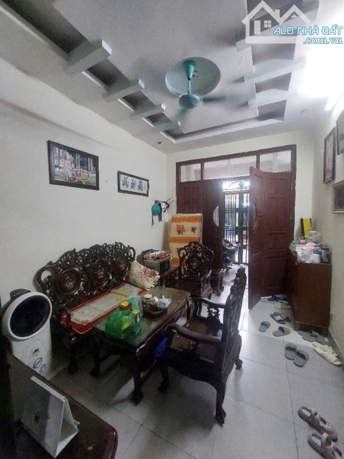 Nhà khu Ngọc Hồi- Thị Trấn Văn Điển, dân xây, oto tránh, giá hơn 7 tỷ - 1
