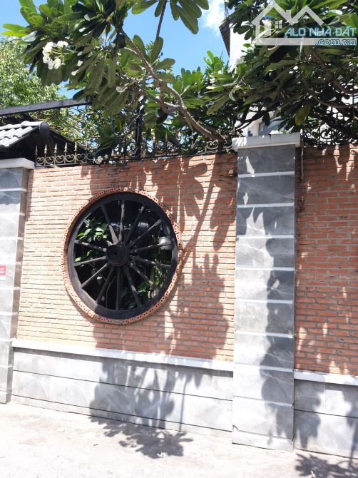 Bán nhà mặt tiền đường 42 Bình Trưng Đông Tp Thủ Đức giá 20,5 tỷ - 2
